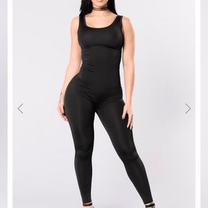Black fashionova jumpsuit